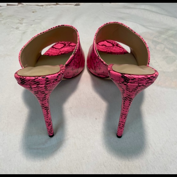 Very Sexy Pink Faux Snake Mules - Picture 3 of 6